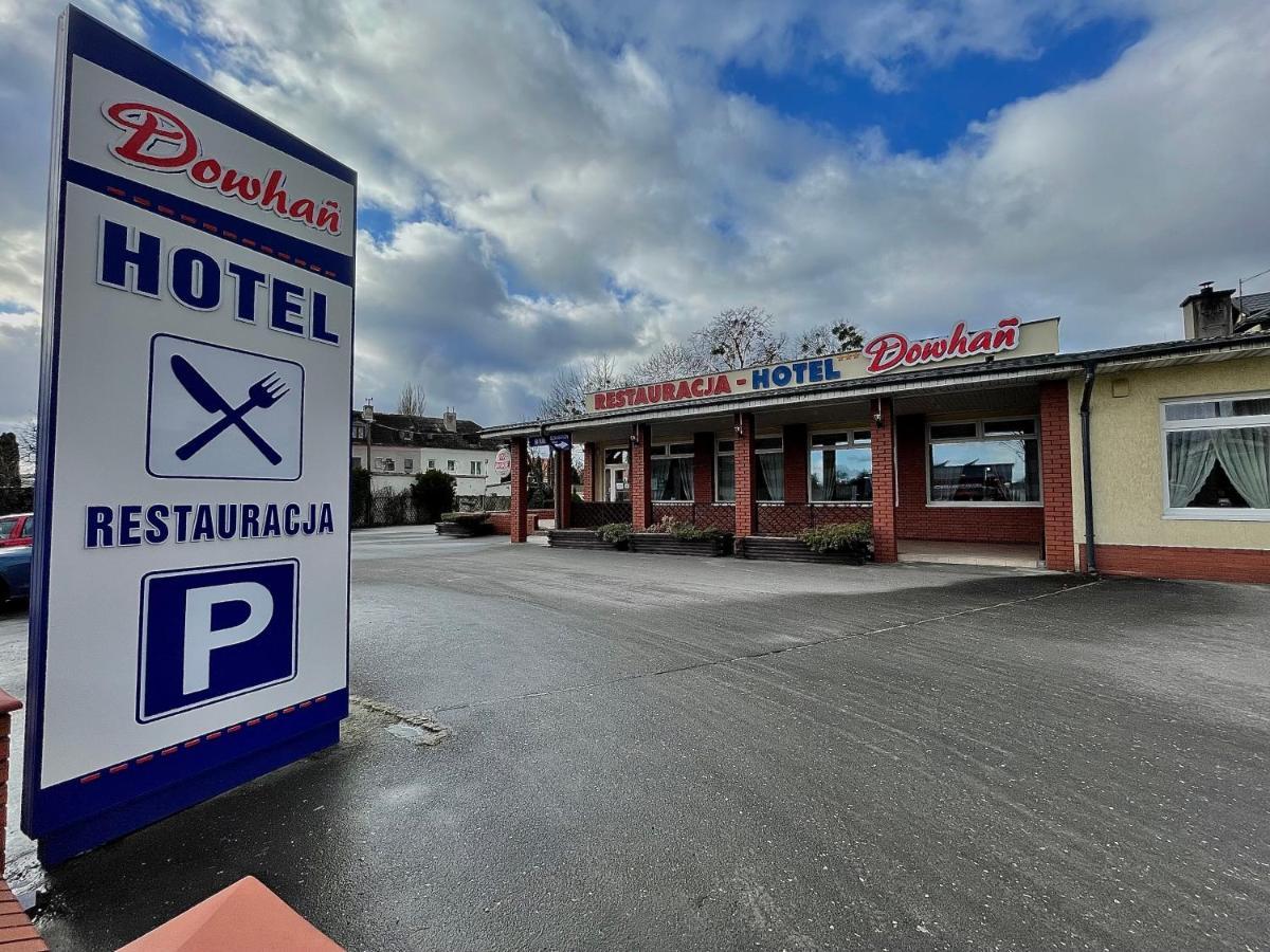נובה Hotel Dowhan מראה חיצוני תמונה